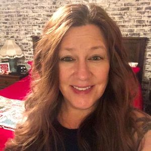 Meet your Posher, Candy